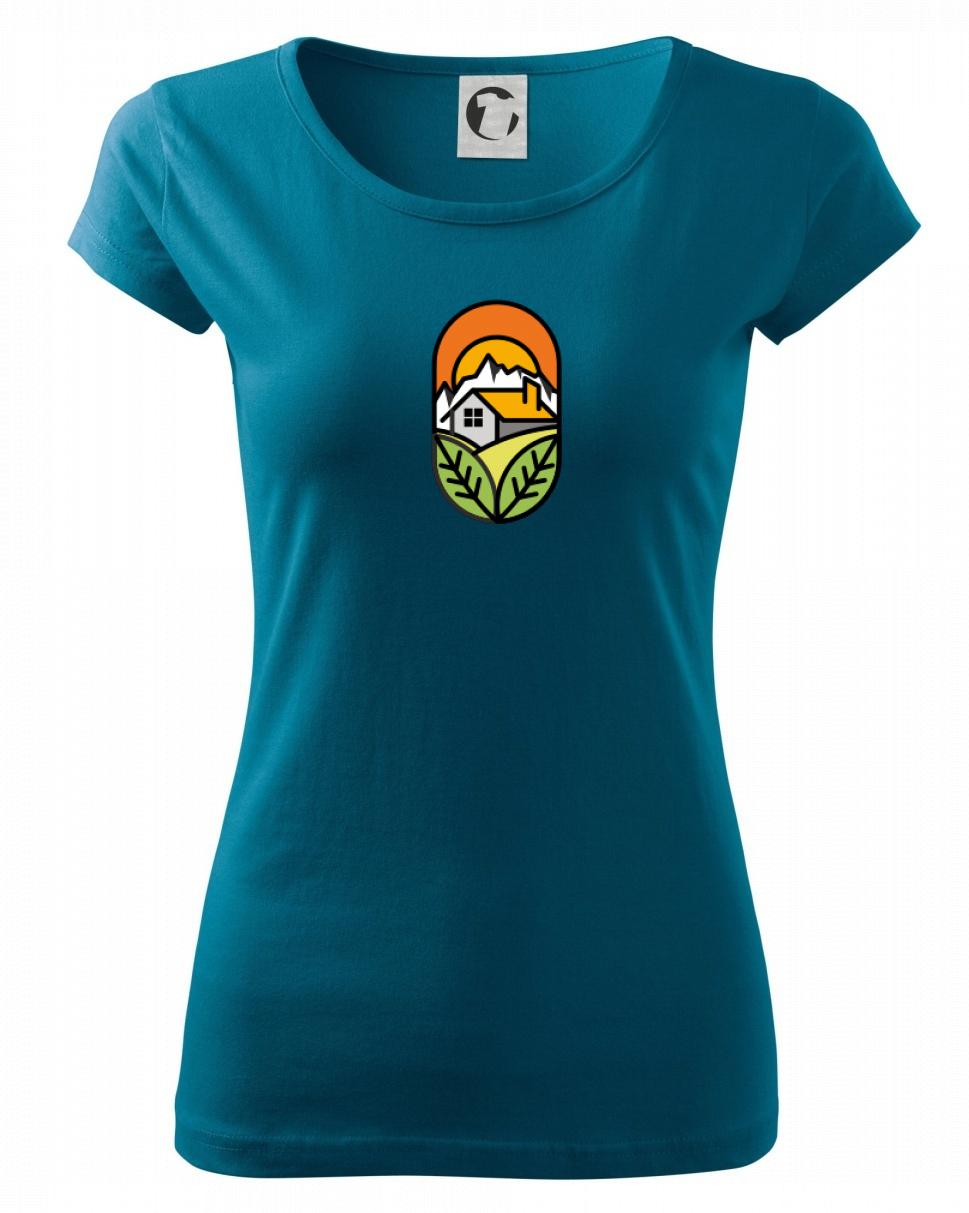 Chalupa pri západe slnka Chalupa pri západe slnka