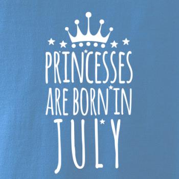 Princesses are born in July
