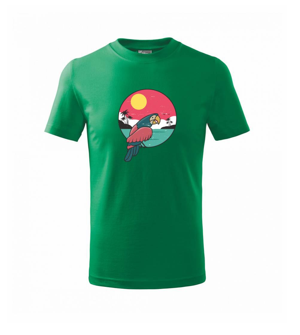 Papagáj v kruhu pri mori