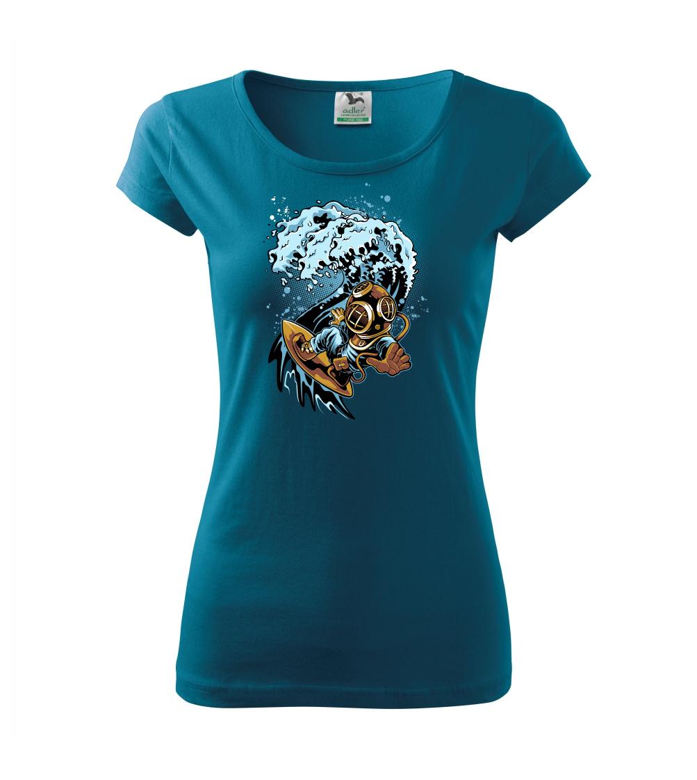 Surfujúcí potápač