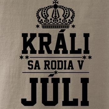 Králi sa rodia v júli
