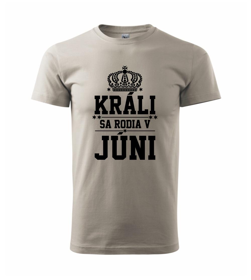 Králi sa rodia v júni Králi sa rodia v júni