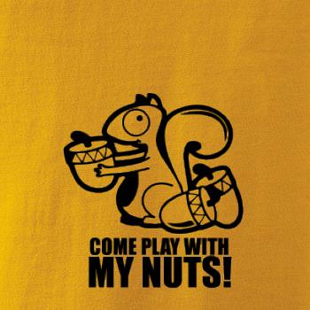 Veverka - Play with my nuts