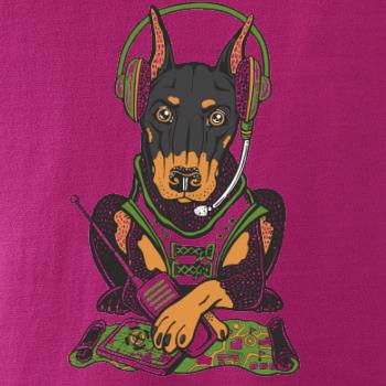 Bojový doberman (Pecka design)