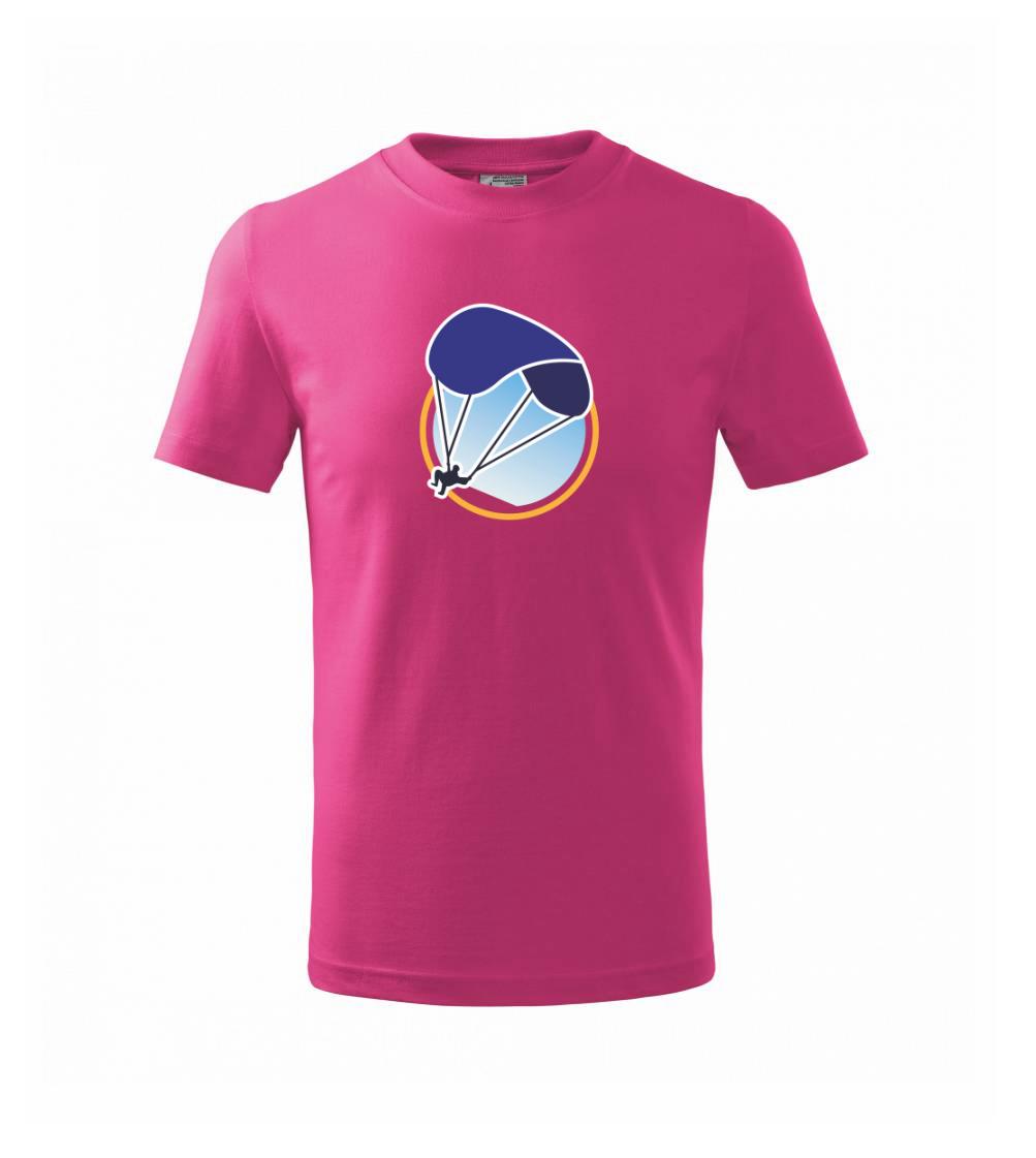 Paragliding modrý padák v kruhu