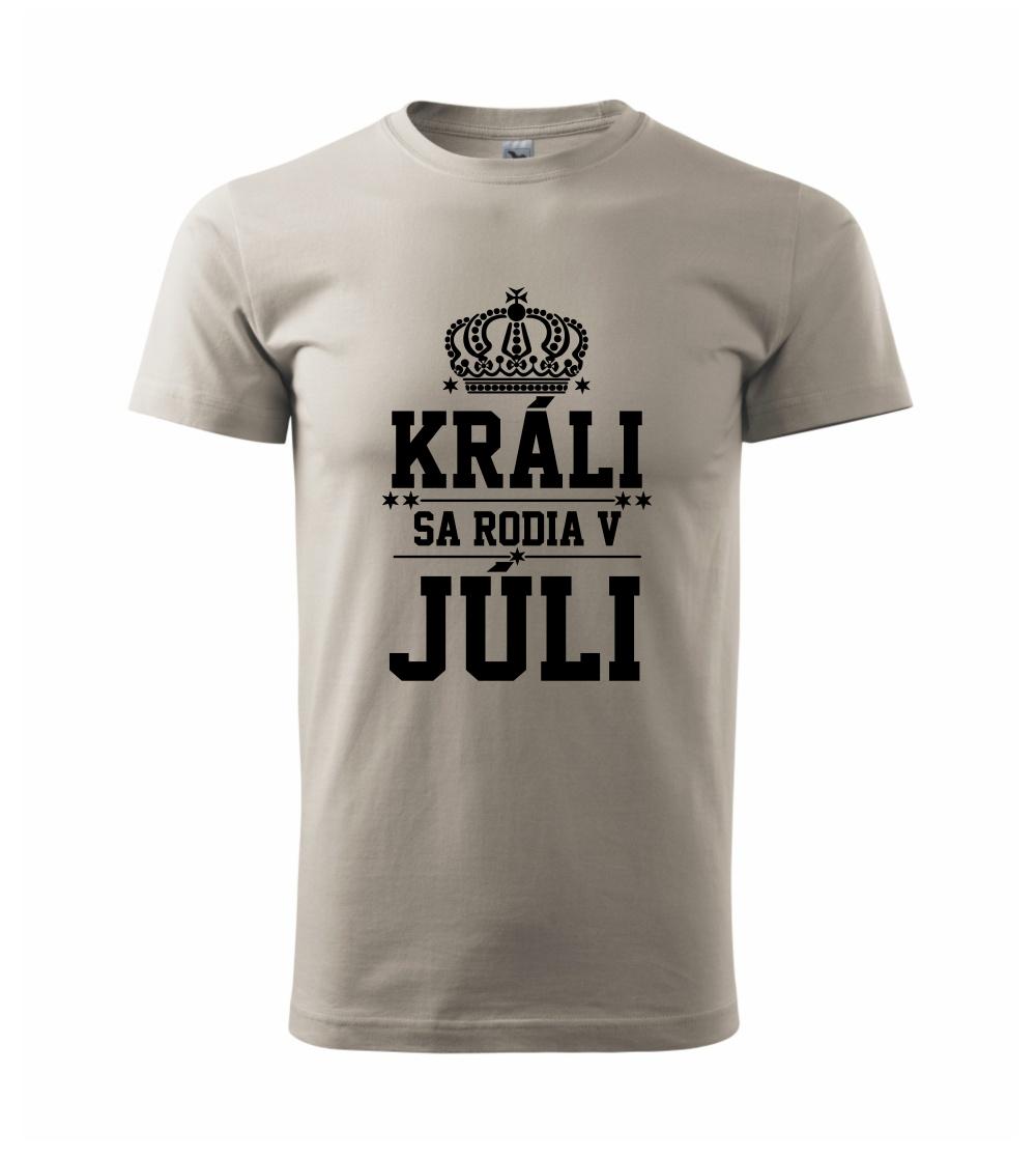 Králi sa rodia v júli Králi sa rodia v júli