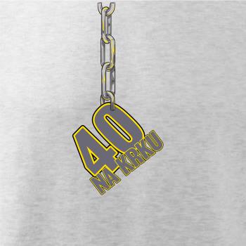 40 rokov na krku reťaz