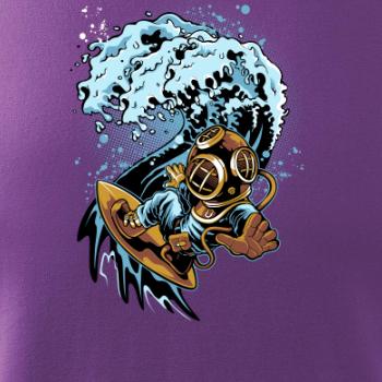 Surfujúcí potápač