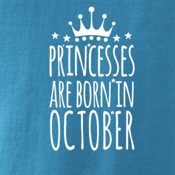 Princesses are born in October
