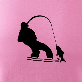 Rybář tahající rybu