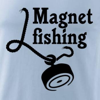 Magnet fishing