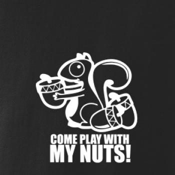 Veverka - Play with my nuts Veverka - Play with my nuts