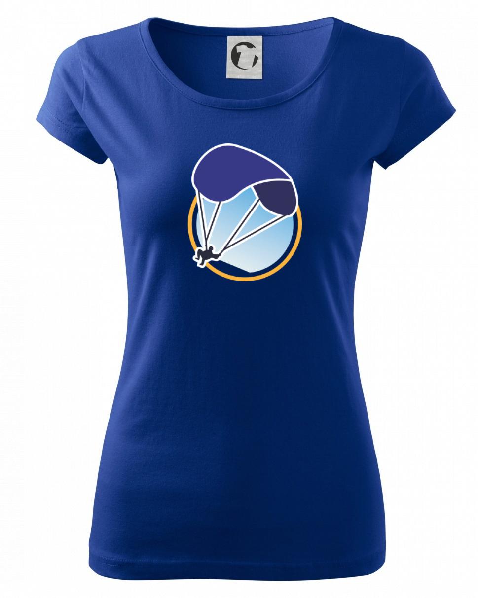 Paragliding modrý padák v kruhu