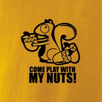 Veverka - Play with my nuts