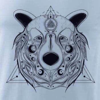 Medveď v trojuholníku