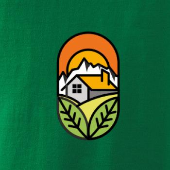 Chalupa pri západe slnka