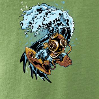 Surfujúcí potápač