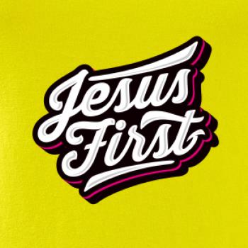 Jesus first biely nápis