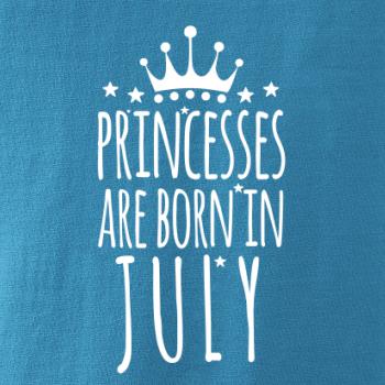 Princesses are born in July
