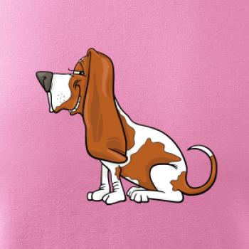 Baset s kulišáckým pohľadom