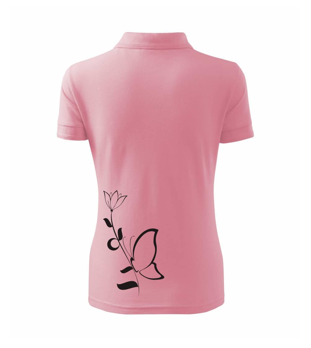 Motýľ na kytici Motýľ na kytici