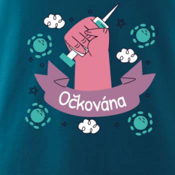 Očkovaná- ruka a striekačka