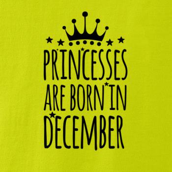 Princesses are born in December