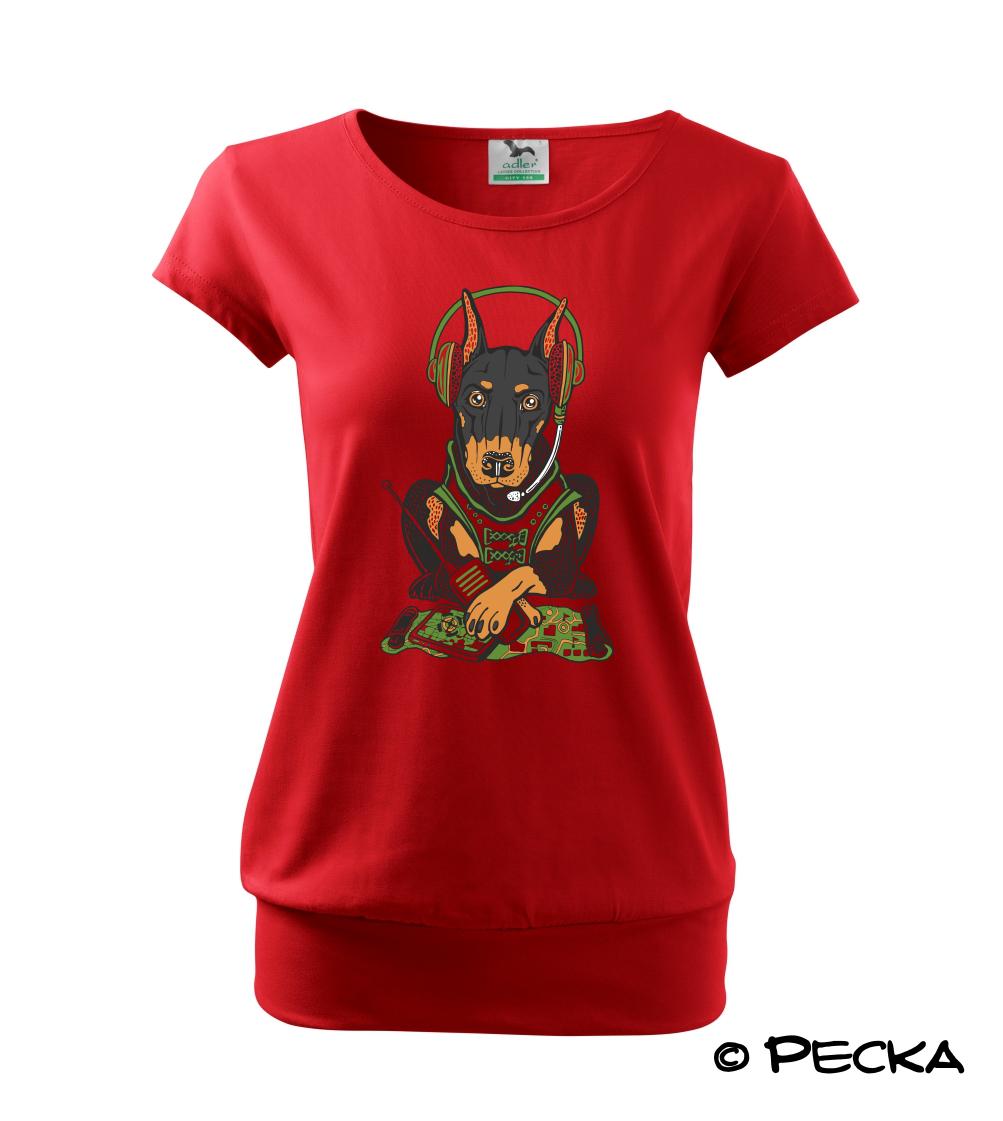 Bojový doberman (Pecka design)
