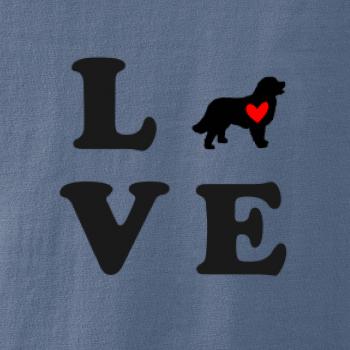 Bernský salašnícky pes love