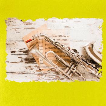 Saxofón fotka drevo