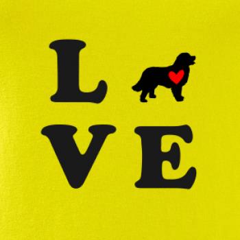 Bernský salašnícky pes love