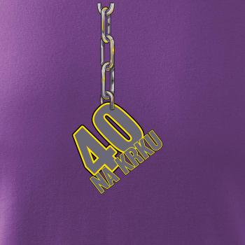 40 rokov na krku reťaz