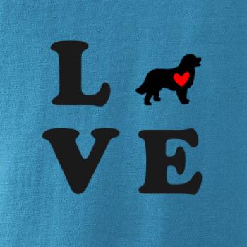 Bernský salašnícky pes love