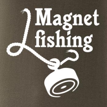 Magnet fishing