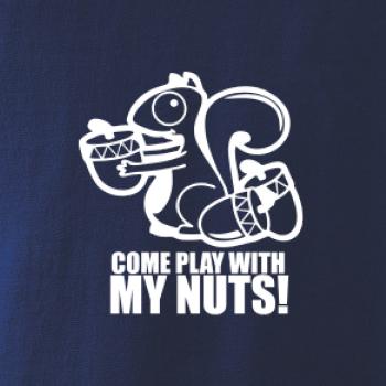 Veverka - Play with my nuts