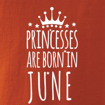 Princesses are born in June Princesses are born in June