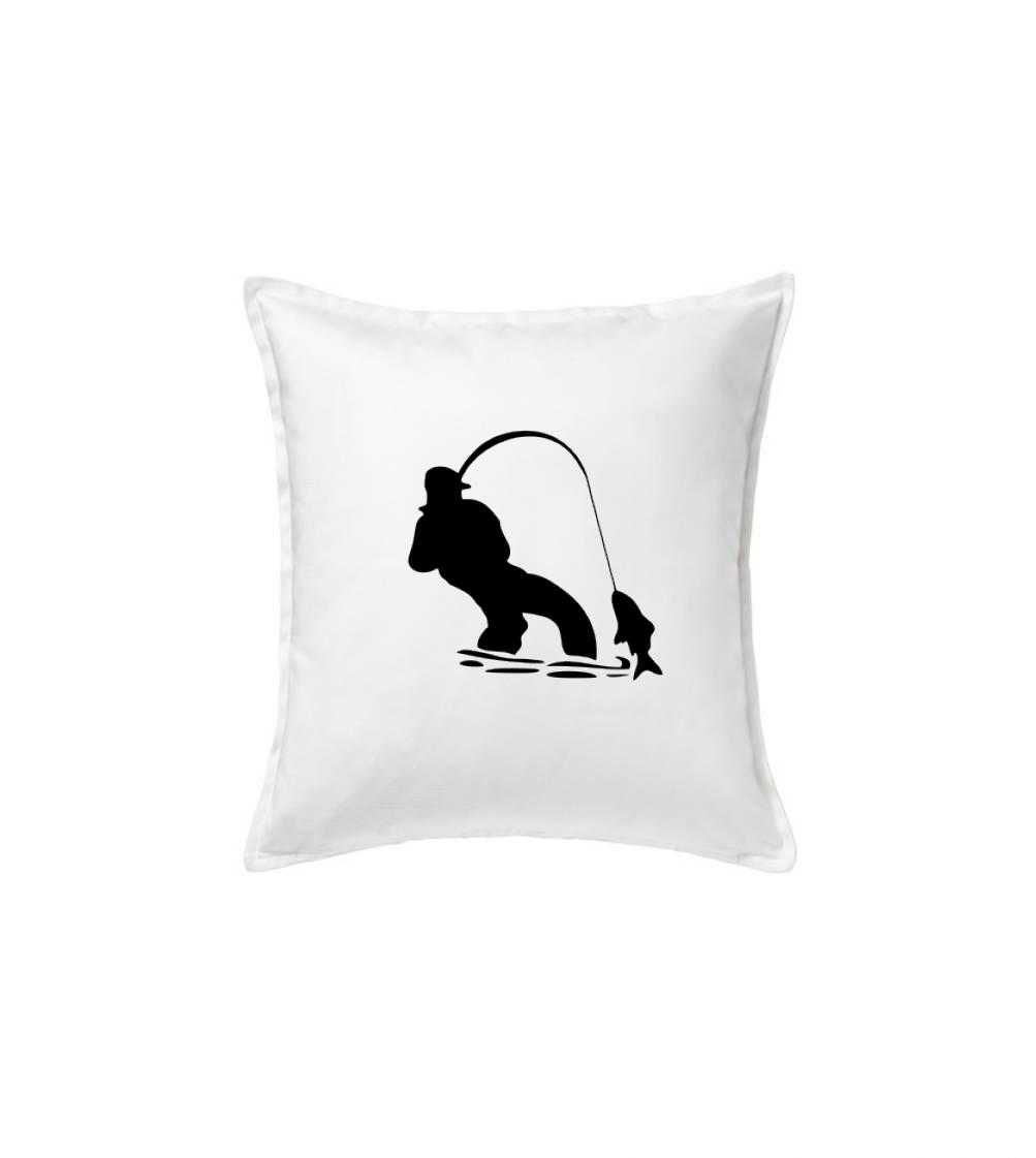 Rybár ťahajúce rybu