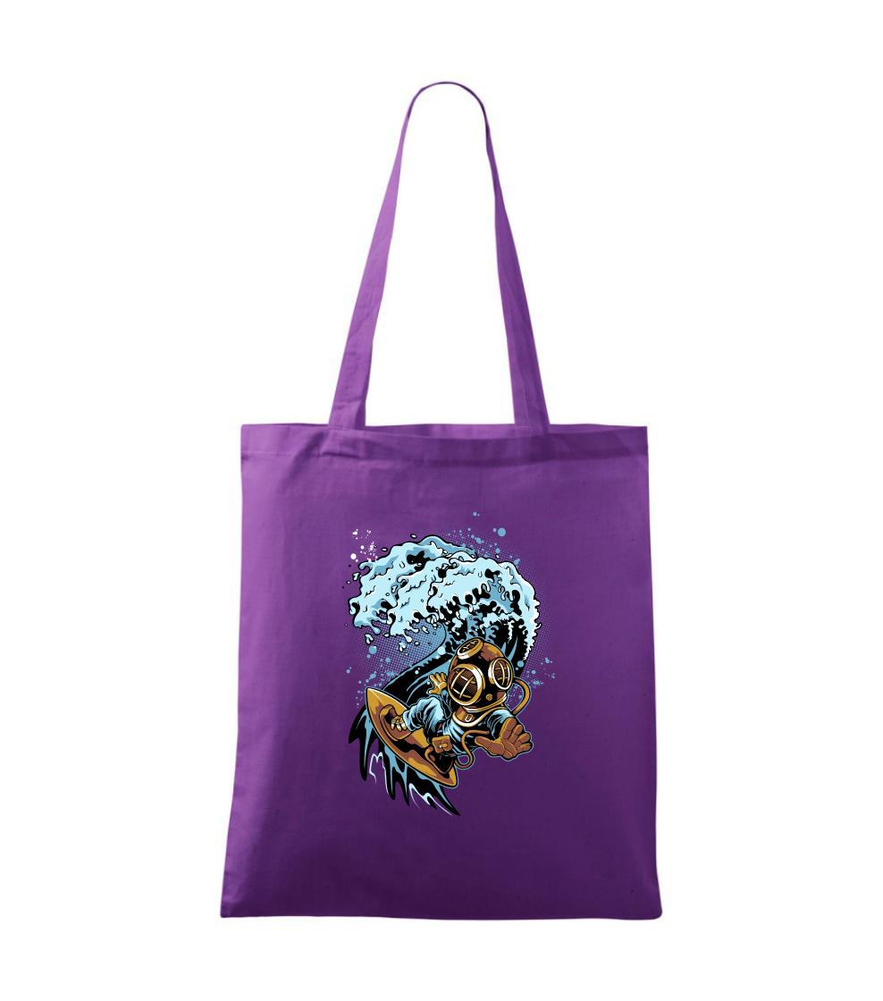 Surfujúcí potápač