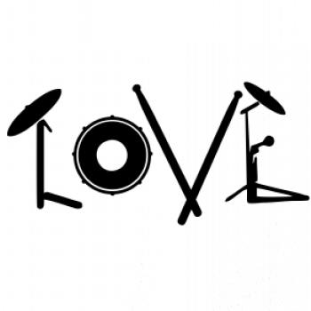 Love bubeník nápis