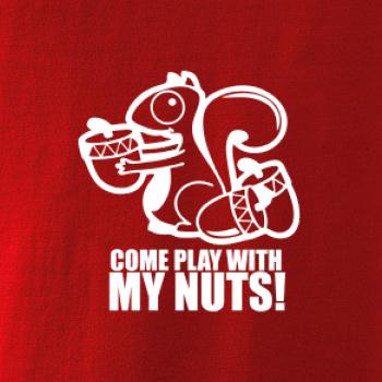 Veverka - Play with my nuts