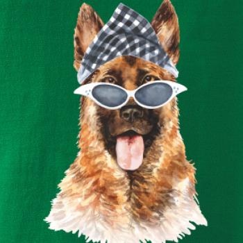 German shepherd so šatkou