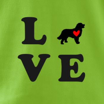 Bernský salašnícky pes love