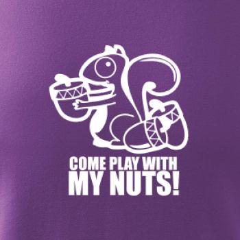 Veverka - Play with my nuts