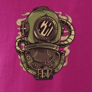  Starý potápačský skafander