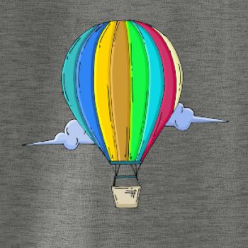 Teplovzdušný balón v oblakoch