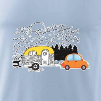 S karavanom v lese S karavanom v lese