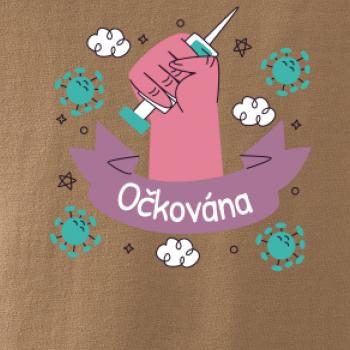 Očkovaná- ruka a striekačka Očkovaná- ruka a striekačka