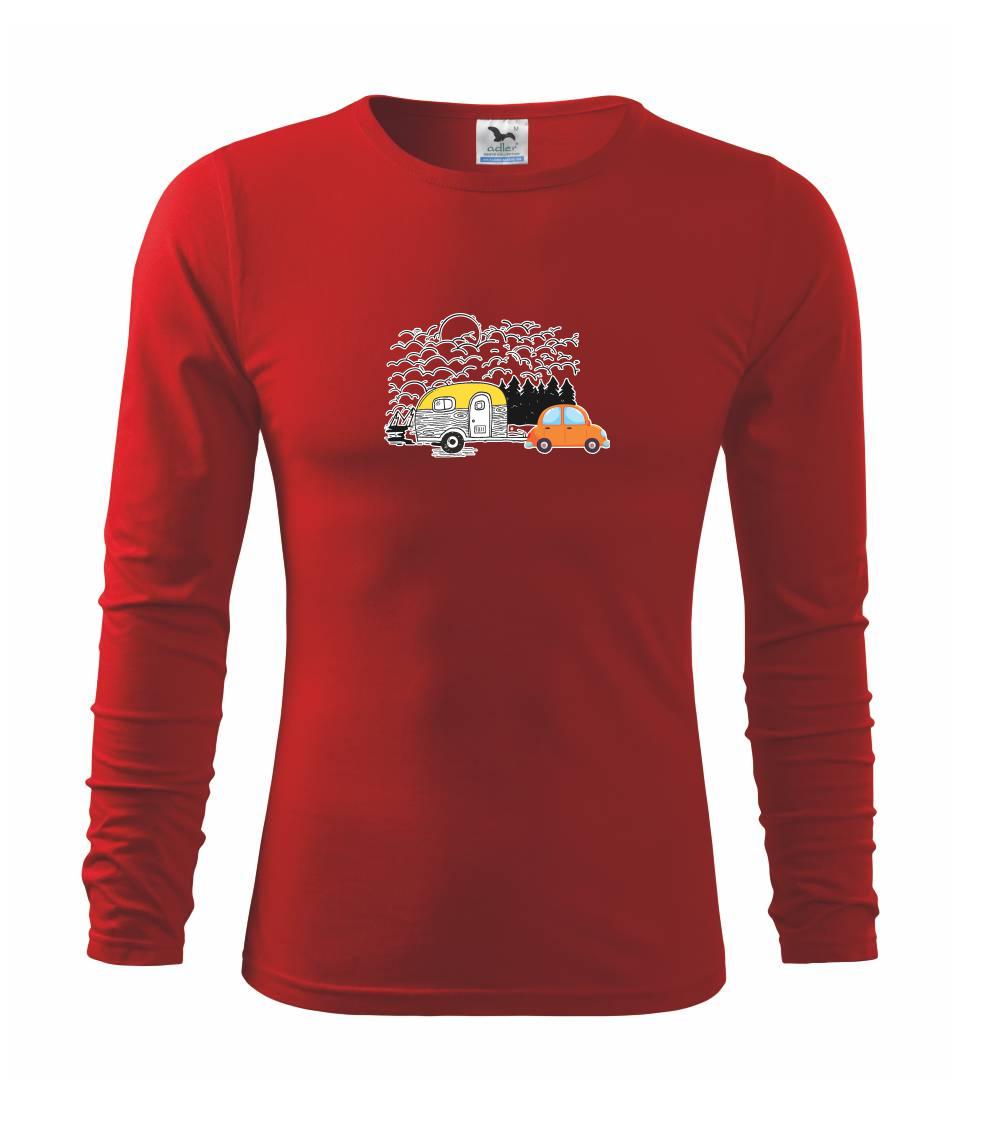 S karavanom v lese S karavanom v lese