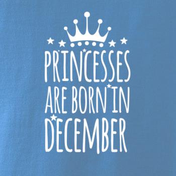 Princesses are born in December