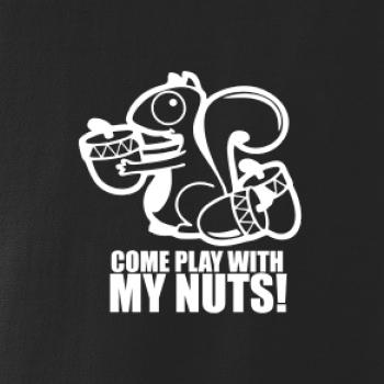 Veverka - Play with my nuts